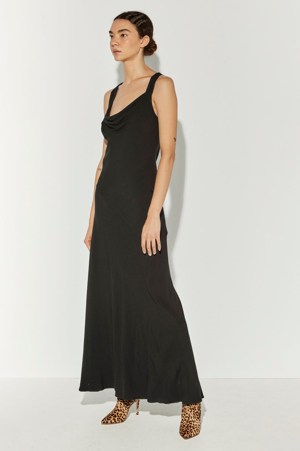 Black Viscose Linda Dress – Raquel Allegra