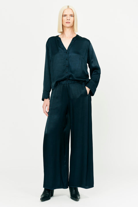 Midnight Pebble Satin Duster Pant Full Front View   View 2 