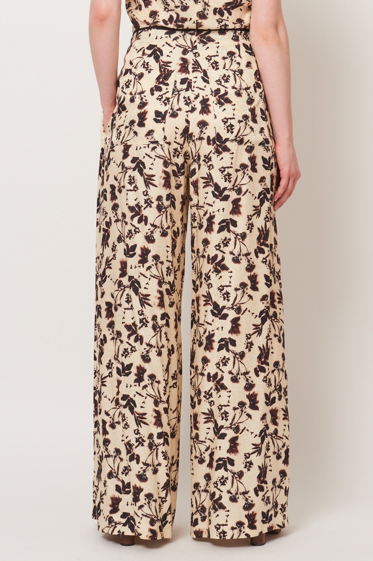 Cream Flower Trapeze Pant RA-PANT ARCHIVE-FALL1'23   
