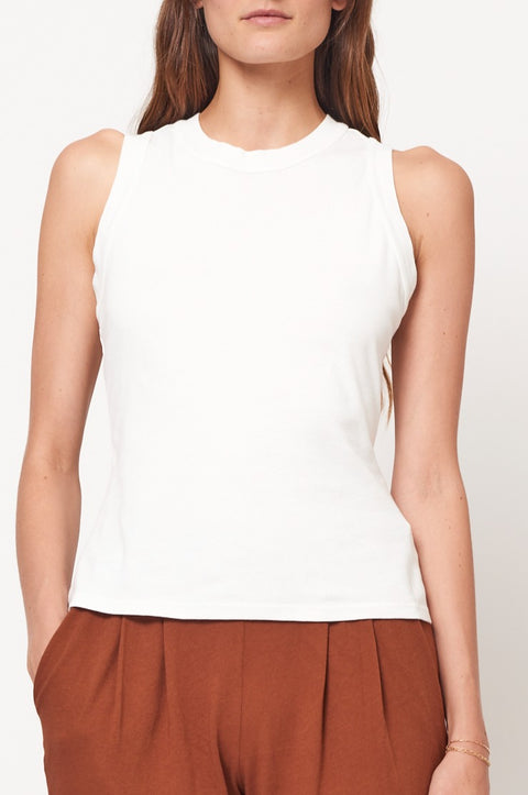 Washed White Leigh Tank Top RA-TOP/JERSEY LASTCHANCE-FALL1'23      View 2 