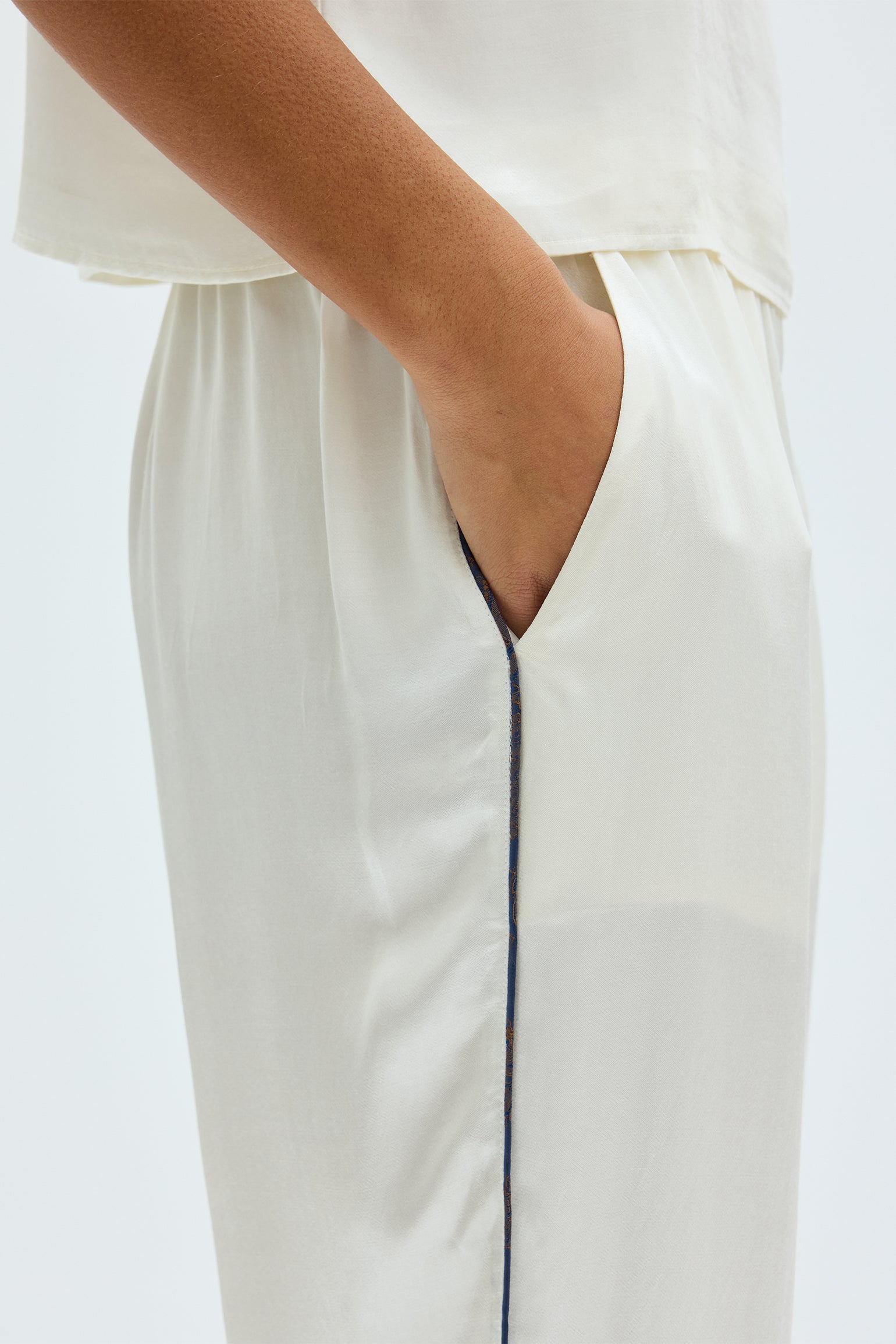 Pebble Satin Ivory Windsor Jacket