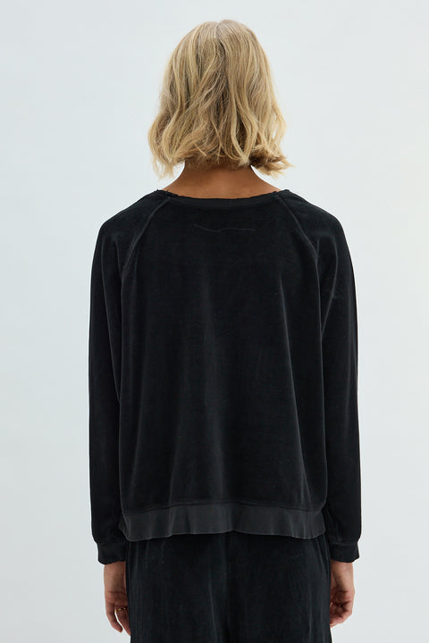 Velour Black Muse Sweatshirt View 3