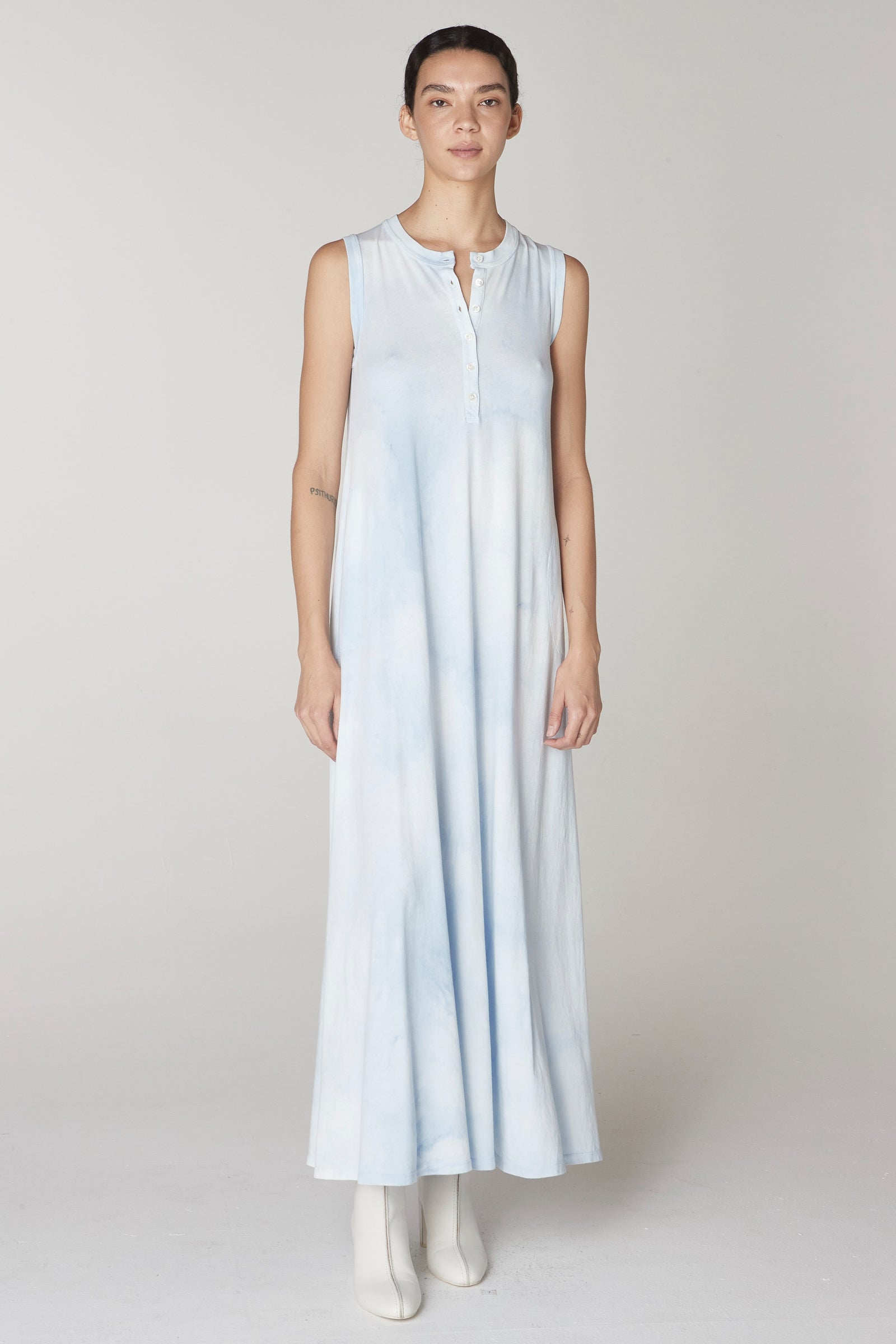 Soft Blue Treatment Sleeveless Christy Dress – Raquel Allegra
