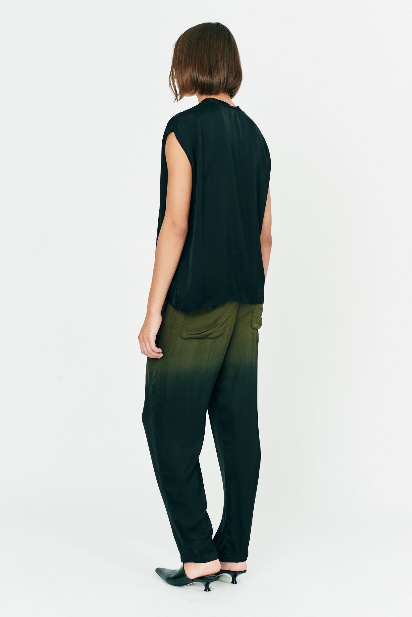 Black Ghost Ranch Matte Satin Pop Over Top RA-TOP ARCHIVE-FALL2'22   